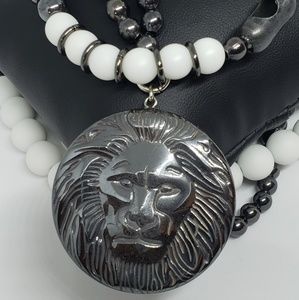Mens Lionhead Medallion Necklace w coordinated bra